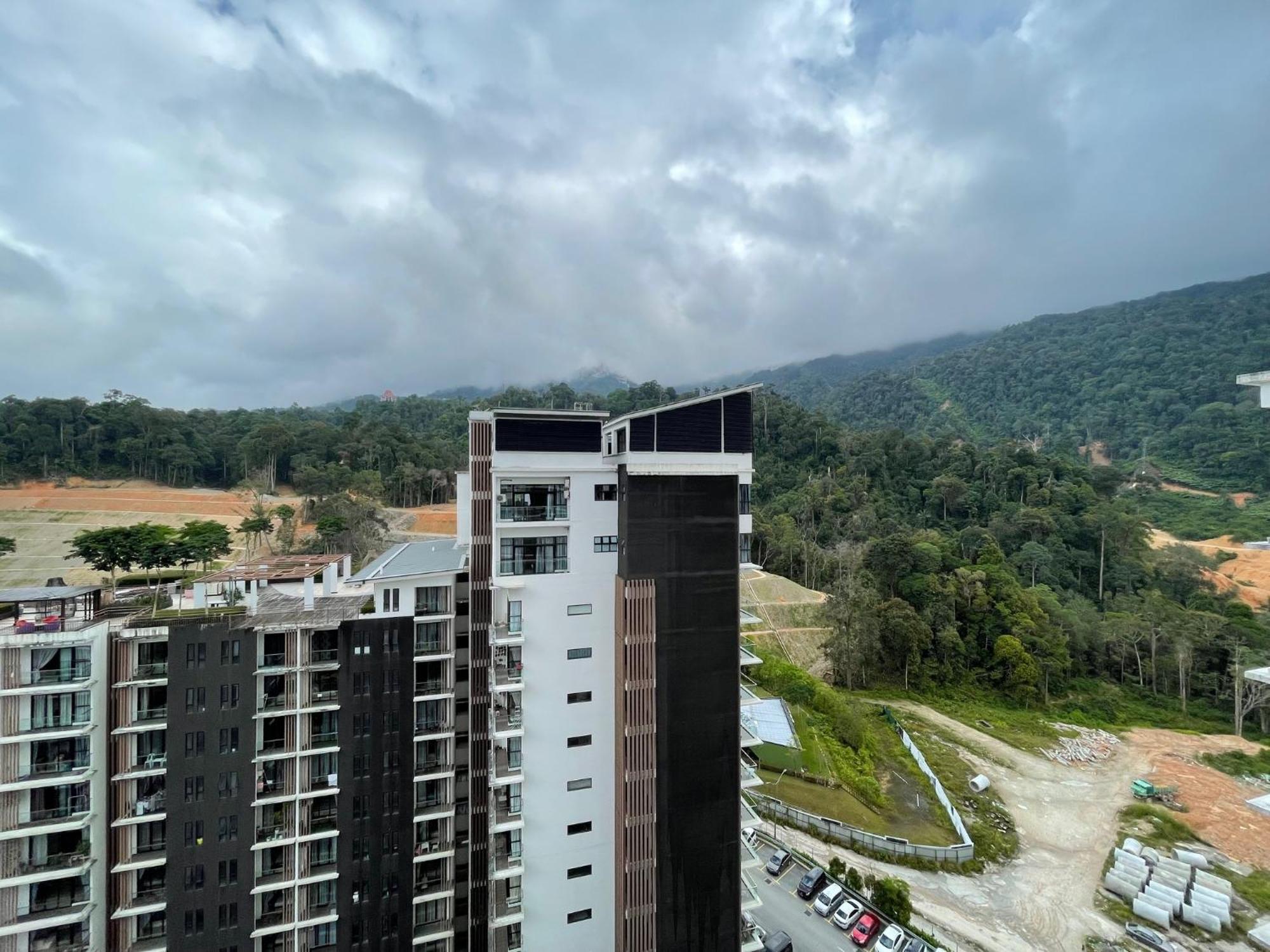 Midhill Studio Apartment By Aurorahomes Genting Highlands Luaran gambar